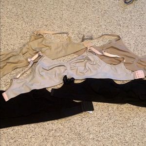Lot of nursing bras, size medium/large